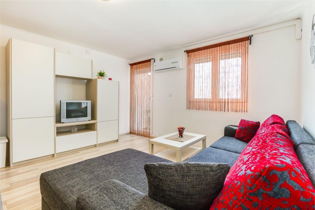 Apartmani Bregovec 马斯莱尼察 外观 照片