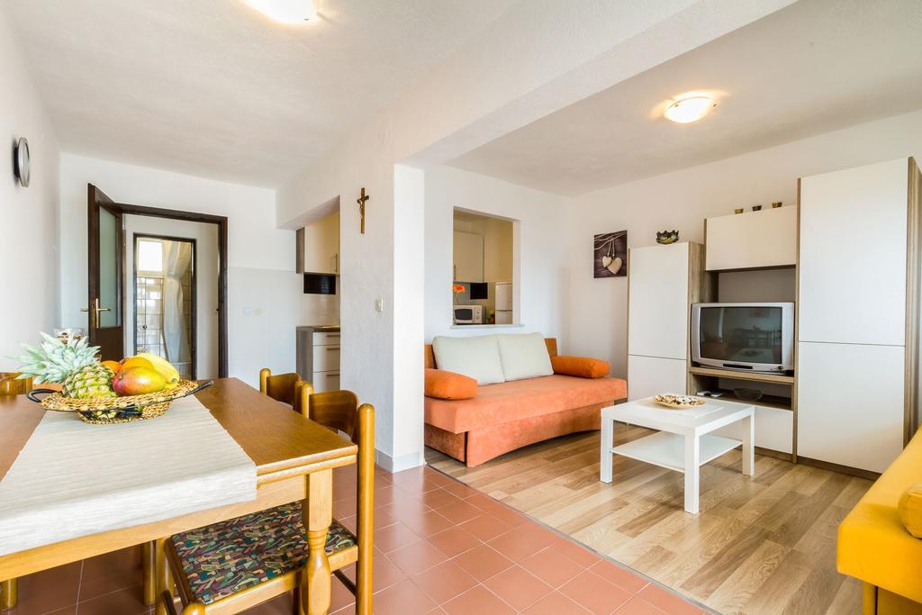 Apartmani Bregovec 马斯莱尼察 外观 照片
