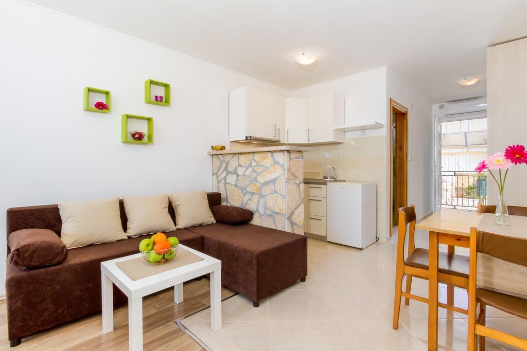 Apartmani Bregovec 马斯莱尼察 外观 照片