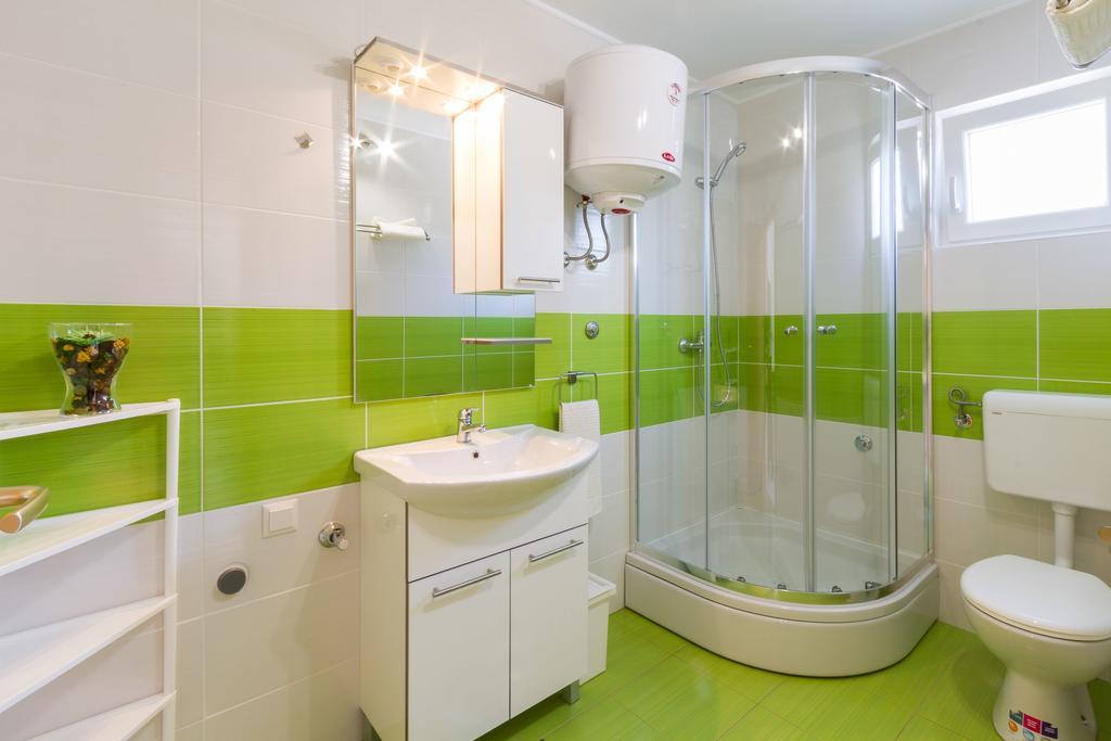 Apartmani Bregovec 马斯莱尼察 外观 照片